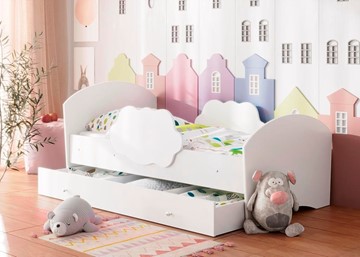 Детская кровать с бортиками Тучка с ящиком, корпус Белый, фасад Белый в Вологде