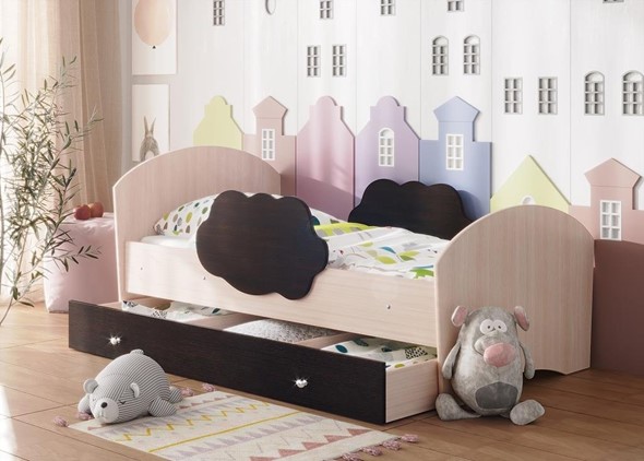 Детская кровать с бортиками Тучка с ящиком, корпус Дуб млечный, фасад Венге в Вологде - изображение