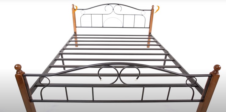 Кровать 1-спальная AT-126 дерево гевея/металл, 90*200 см (Single bed), красный дуб/черный в Вологде - изображение 2