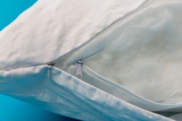 Подушка 70х70 Белый лебедь в Вологде - предосмотр 1